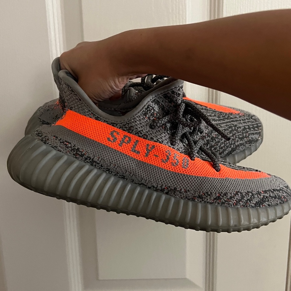Yeezy Boost 350 v2